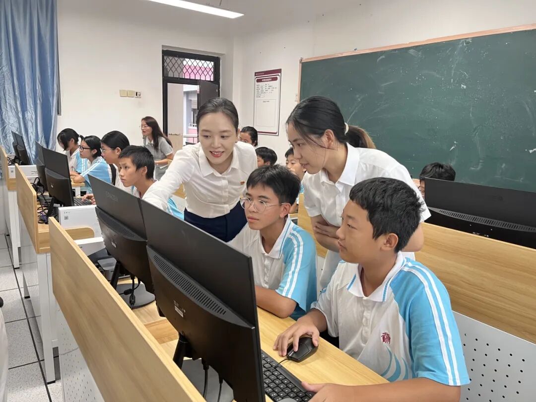全国科普月丨AI启蒙课程走进校园 点亮孩子科技梦想2 全国科普月丨AI启蒙课程走进校园 点亮孩子科技梦想2